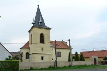 kostel Nejsvětější Trojice (© František Kinař, 05/2012)