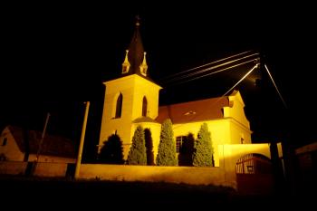 kostel Nejsvětější Trojice (© František Kinař, 12/2014)