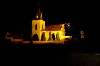 kostel Nejsvětější Trojice (© František Kinař, 12/2014)