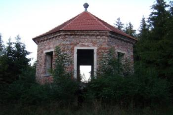 zámecký krajinářský park - letohrádek (© Petr Pospíšil, 09/2015)