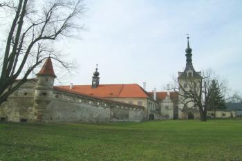 Uherčice (© Hana Kubikova 04/2006)