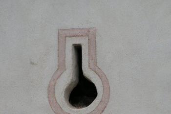 Zámek Uherčice (© Michal Kiesel, 11/2007)