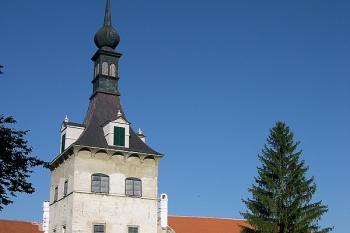 Velká věž od východu ( © Ivan Grisa 08/2005)