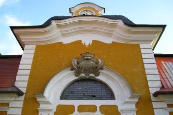 detail neobarokní věže (© de.ardoise 11/2005)