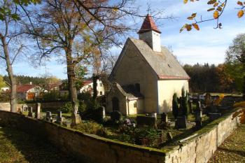 kostelík sv. Petra a Pavla ( © Jiří Čížek 11/2008)