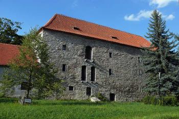 Celkový pohled od jihu (© Jiří Cukr, 08/2010)