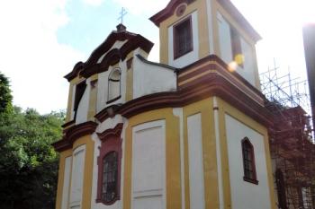 průčelí kostela ( © Jan P. Štěpánek 09/2015)