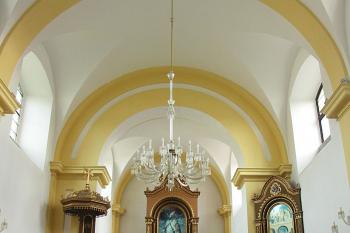 pohled k chóru (© Karel Husák, 11/2008)