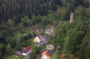 Neuberg (© Miroslav Siegert, 03/2011)