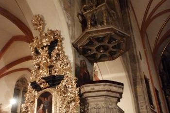 Kazatelna a oltář sv. Anny (© Johannes Cladis, 06/2015)