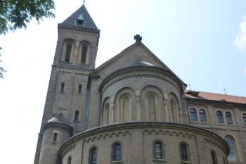 klášter benediktinek sv. Gabriela s kostelem Zvěstování Panně Marii Praha 5 (© Vlastislav Mareček, 07/2016)