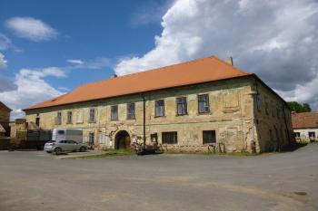 Zámek Brandejsův statek-Praha 6 (© Vlastislav Mareček, 07/2016)