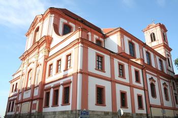 Kostel od severovýchodu (© Ivan Grisa, 08/2008)