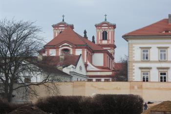 pohled od kapucínského kláštera (© Karel Husák, 03/2010)