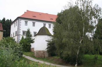 Zámek od severovýchodu (© Ivan Grisa, 07/2008)