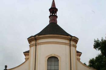 Závěr kostela od východu (© Ivan Grisa, 07/2008)