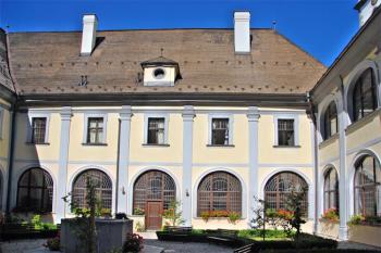 Rajská zahrada kláštera ( © Petr Vaculčík 07/2007)