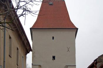 Pražská brána (© Rodochrozit        , 04/2013)