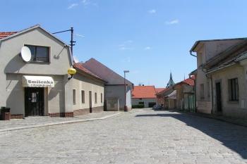 Prostor bývalé Olešské brány v západních hradbách ( © Petr Turyna 07/2005)