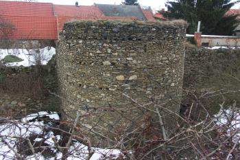čtvrtá západní bašta (© Karel Husák, 02/2010)