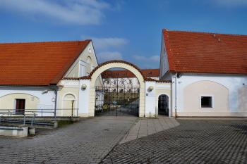  (© František Kinař, 04/2016)