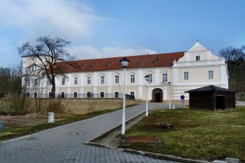  (© František Kinař, 04/2016)