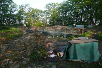Nový Hrad u Kunratic postup rekonstrukce květen 2013 (© aleshwarrior, 05/2013)