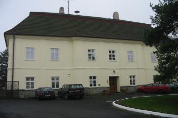 severní,vstuoní část zámku (© D Dohňanský, 12/2013)