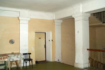 Hala v patře zámku (© Miroslav BITTER 06/2005)