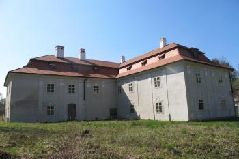 Vnitřní východní nároží ( © Dušan Dohňanský 04/2019)