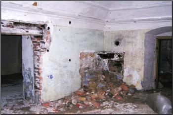 mísnost bývalé kuchyně v přízemí tzv. bočního křídla ( © Jan P. Štěpánek 04/2005)