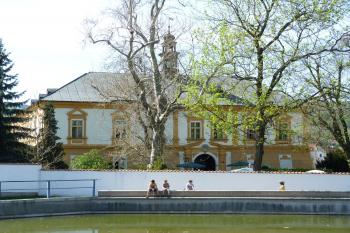 Čížkovice zámek (© František Kinař, 04/2012)