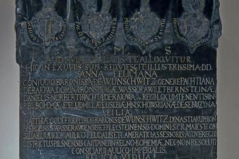 Náhrobek Anny Feliciany baronky z Wunschwitzu, rozené Pachtové z Rájova (© Johannes Cladis, 04/2014)