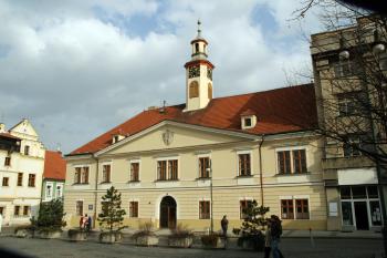 Budova okresního soudu - původní budova radnice ( © Iva Spurná 21.2.2008)