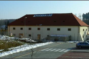 Severní průčelí sýpky ( © Petr Turyna 01/2006)