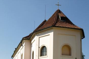 presbytář kostela ( © Milan Caha 09/2008)