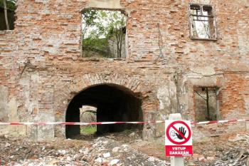 Druhý průjezd v severním zámeckém křídle ( © Miroslav BITTER 07/2007)
