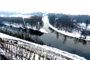 Gotický trojlodní kostel svatého Petra a Pavla ( © František Kinař 05/2017)
