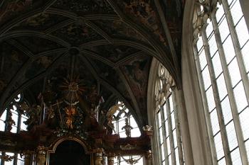 Jižní stěna presbytáře (© Ivan Grisa, 09/2007)