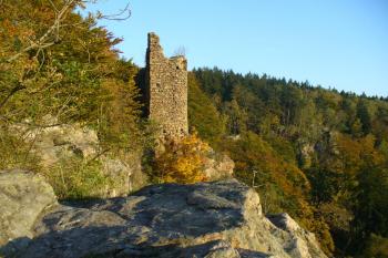 Hrad Oheb (© Pavel Jarý, 10/2010)