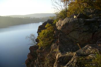 Hrad Oheb - výhled na přehradu (© Pavel Jarý, 10/2010)