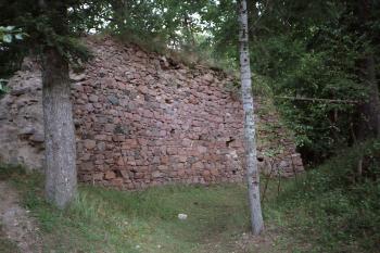 Zřícenina hradu Oheb (© Vlastislav Mareček, 07/1989)