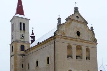 kostel sv. Petra a Pavla (© František Kinař, 01/2013)