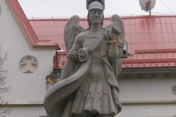 Socha archanděla Michaela (© Pavel Lasztovicza, 02/2015)