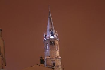 zachovalý úsek hradby u farní zahrady ( © Jan P. Štěpánek 01/2010)