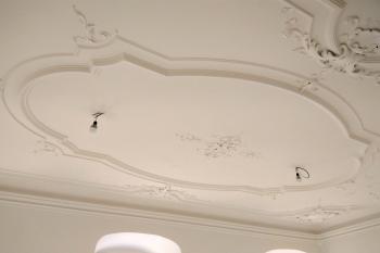 štukové zrcadlo sálu v patře zámku (© Jan P. Štěpánek 09/2017)