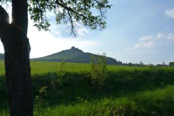 Oltářík (© František Kinař, 04/2012)