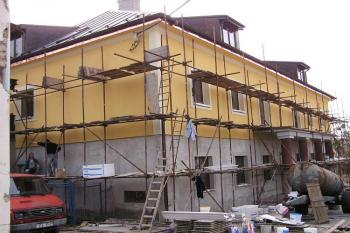 oprava zámku se chýlí ke zdárnému konci ( © Jan P. Štěpánek 11/2005)