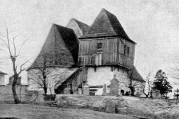 kostel od východu před novogotickou přestavbou (© Antonín Podlaha: Soupis památek historických a uměleckých v Království Českém, sv. 24 Politický okres českobrodský, Archaelogická komise při České akademii císaře Františka Josefa pro vědy, slovesnost a umění, Praha 1907)