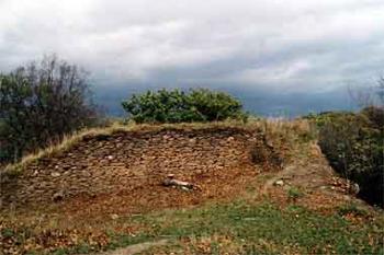 Jihovýchodní  fragment zdi (©1997 Jiří Čížek)